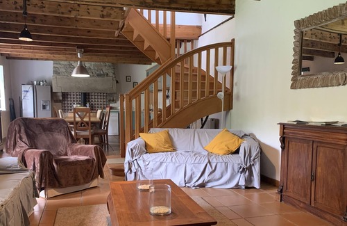 Plounerin Casa | Cornouaille - Grand Gite Dans une Bâtisse Typiquement Bretonne en Pleine Nature