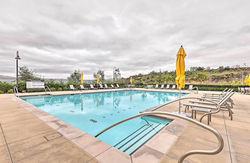 Corona Casa | Corona, CA, Vacation Rental w/ Pool Access