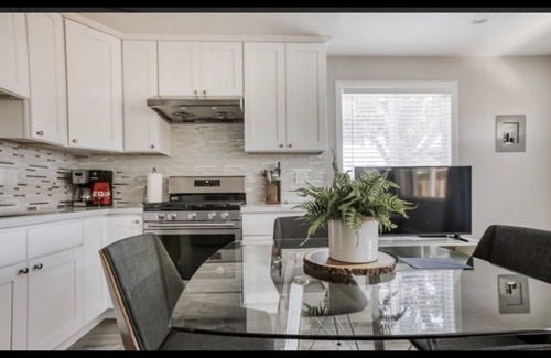 Campbell Casa | Corporate Housing for Business Professional