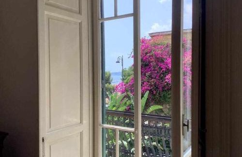 Vittorio Emanuele Apartamento | Corso vista mare - Casa Elegante by Italianhost