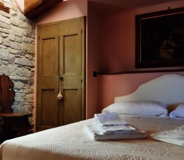 Montefelcino Cama Y Desayuno | Corte Landriani