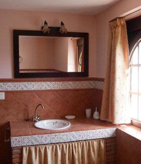 Moclin Casa | Cortijo Los Liñanes rural con piscina, barbacoa y vistas