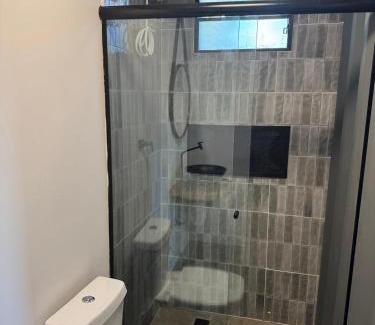 Alexania Casa | Corumbá 4 - Casa Contêiner com Piscina Aquecida