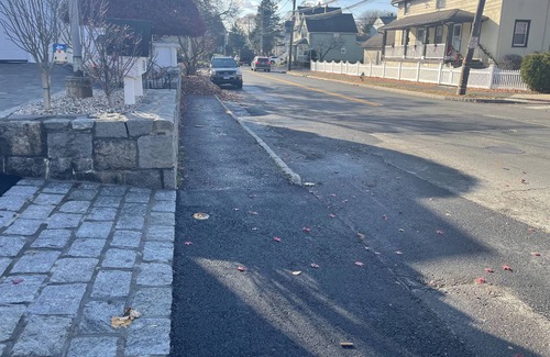 Cos Cob Apartamento | Cos Cob Flat - Clean, centrally located, dining, shopping close to transit