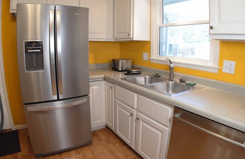 Iowa City Casa | Cosmic Nest Eastside Iowa City