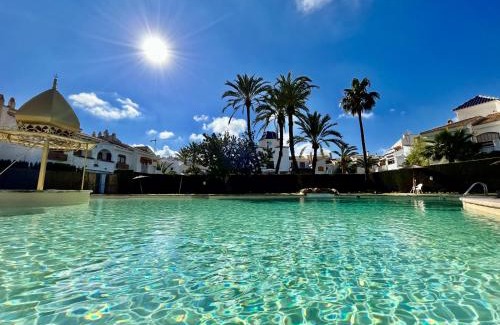 Los Arenales del Sol Apartamento | Costa Hispania House by Gloove