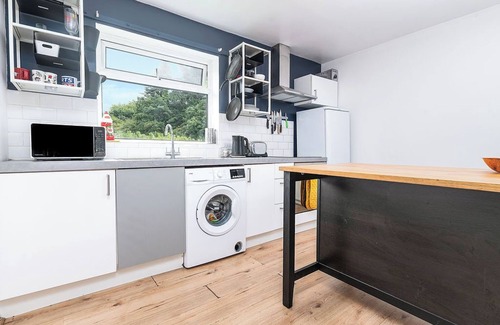 Forest Fields Apartamento | Cosy 3-Bed Flat with Free Parking, 5 minutes away from the City Centre