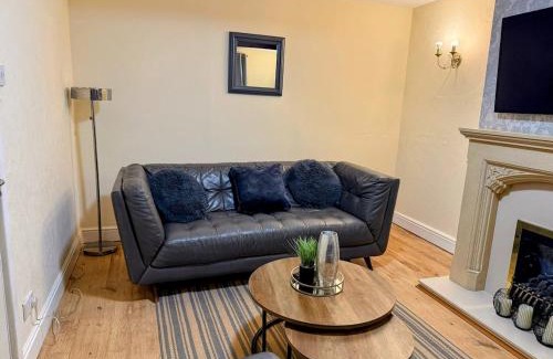 Dudley Casa | Cosy 3 bedroom house near dudley zoo
