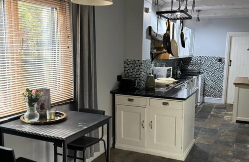 Bolton Casa | Cosy 4-bed Cottage - Scenic Retreat, Aga & Wifi