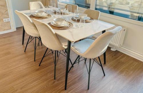 Munchen District Apartamento | Cosy 4 room apartment - free parking - balcony - workspace