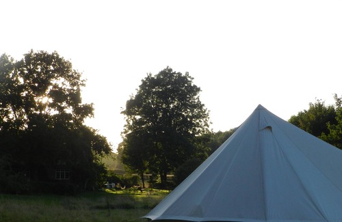 Hereford Cabina | Cosy bell tent glamping in rural Herefordshire