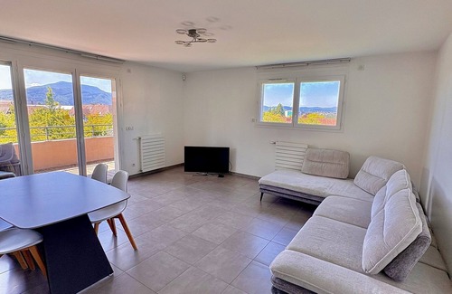 Novel Apartamento | Premium apartment in Annecy