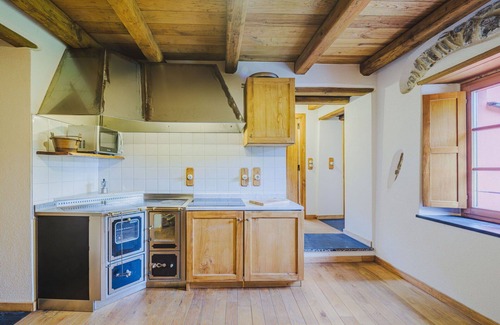 Velva Apartamento | Hermoso apartamento para 4 personas con WIFI, TV y patio