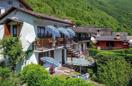 Calasca-Castiglione Apartamento | Acogedor apartamento para 5 personas con WIFI, TV, balcón y mascotas permitida