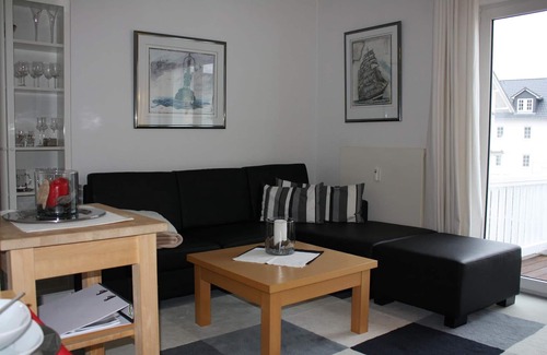 Nienhagen Apartamento | Acogedor apartamento con balcón, a 400 metros de la playa, perro bajo petición
