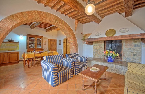 Monteroni d'Arbia Apartamento | Acogedor apartamento para 7 personas con piscina, WIFI, cerca de Siena