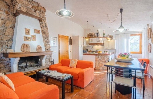 Paduledda Apartamento | Hermoso apartamento para 6 personas con A/C, WIFI, TV y terraza