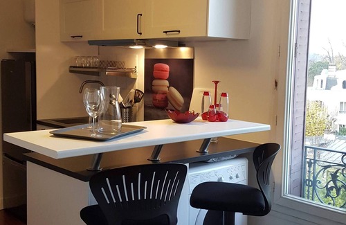 Le Vesinet Apartamento | Cosy apartment 2min. from Rer A Le Vésinet-Le Pecq