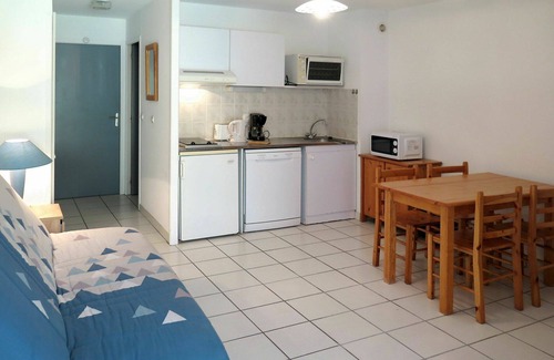 Carcans Plage Apartamento | Bonito apartamento para 2 personas con TV, terraza, mascotas permitida y aparcamiento
