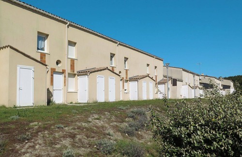 Carcans Plage Apartamento | Bonito apartamento para 2 personas con TV, terraza, mascotas permitida y aparcamiento