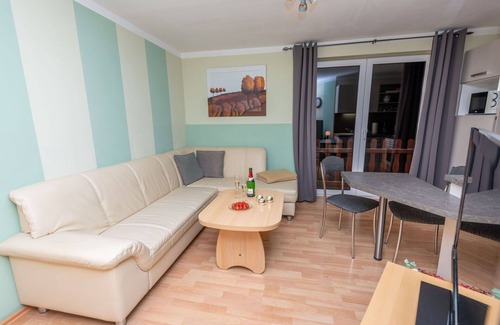 Stangerode Apartamento | Hermoso apartamento para 2 personas con WIFI, TV y patio