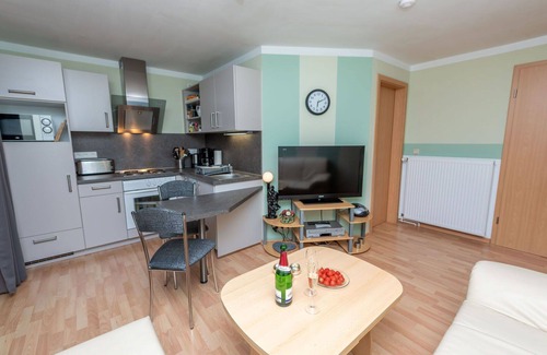 Stangerode Apartamento | Hermoso apartamento para 2 personas con WIFI, TV y patio