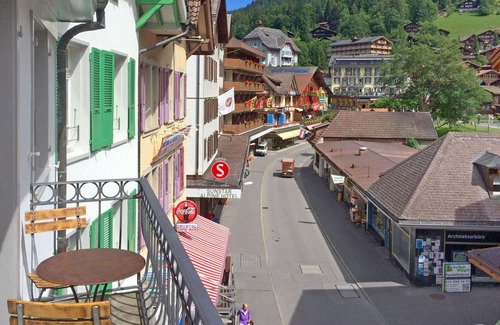 Wengen Apartamento | Acogedor apartamento para 2 personas con WIFI, TV y balcón