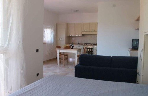 Puntone Apartamento | Precioso apartamento para 3 personas con piscina, WIFI, A/C, TV, mascotas permitida y aparcamiento