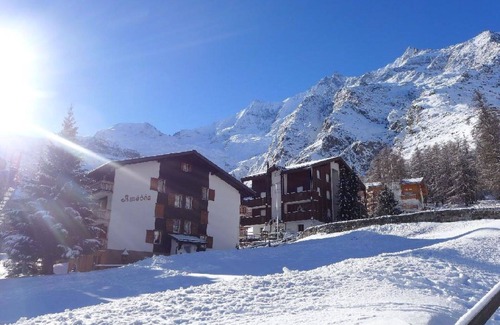 Saas-Fee Apartamento | Bonito apartamento para 4 personas con WIFI, TV y balcón