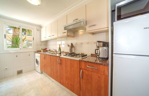 Andraitx Apartamento | Precioso apartamento para 4 personas con A/C, piscina, WIFI, TV y balcón