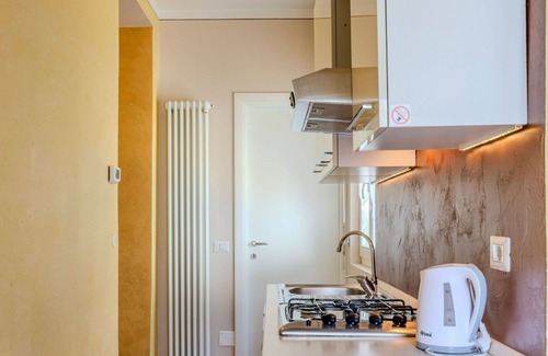 Claino Con Osteno Apartamento | Bonito apartamento para 4 personas con WIFI, TV y balcón