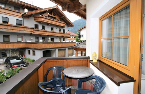 Stummerberg Apartamento | Hermoso apartamento para 4 personas con piscina, WIFI, TV, balcón y mascotas permitida