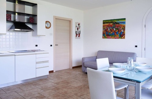 Stazzona Apartamento | Acogedor apartamento para 4 personas con WIFI, TV y terraza