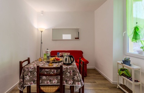 Cima Apartamento | Acogedor apartamento para 4 personas con TV, patio y mascotas permitida