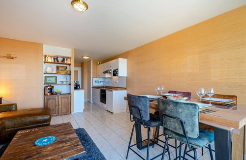 Morbihan Apartamento | Bonito apartamento para 4 personas con WIFI, TV, balcón y mascotas permitida