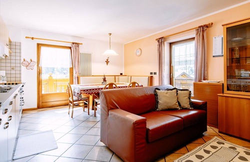 Soraga Apartamento | Precioso apartamento para 4 personas con WIFI, TV y balcón