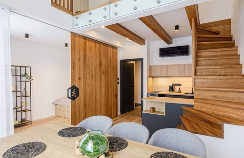 Abertamy Apartamento | Precioso apartamento para 5 personas con A/C, WIFI, TV y balcón
