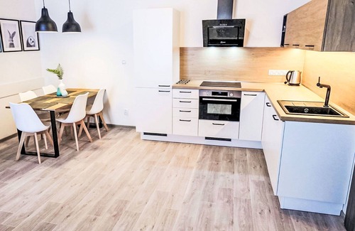 Bozi Dar Apartamento | Acogedor apartamento para 5 personas con WIFI y TV