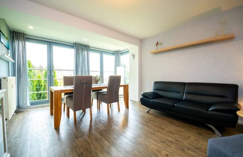 Luegde Apartamento | Hermoso apartamento para 5 personas con WIFI, TV, terraza y mascotas permitida