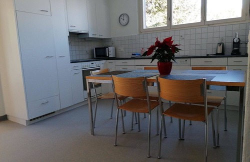 Valbella Apartamento | Bonito apartamento para 6 personas con WIFI, TV y balcón
