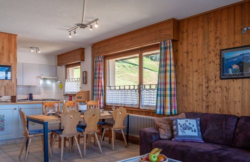 Salins Apartamento | Hermoso apartamento para 6 personas con WIFI, TV y balcón