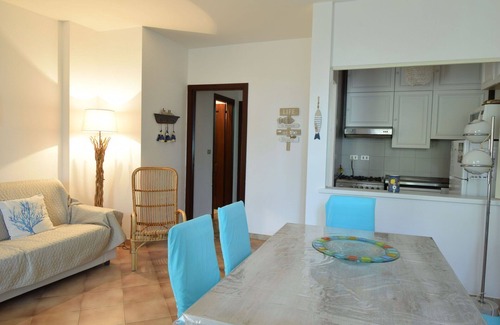 Fertilia Apartamento | Bonito apartamento para 6 personas con A/C, TV y mascotas permitida