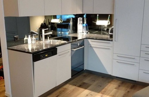 Parpan Apartamento | Precioso apartamento para 6 personas con WIFI, TV y balcón