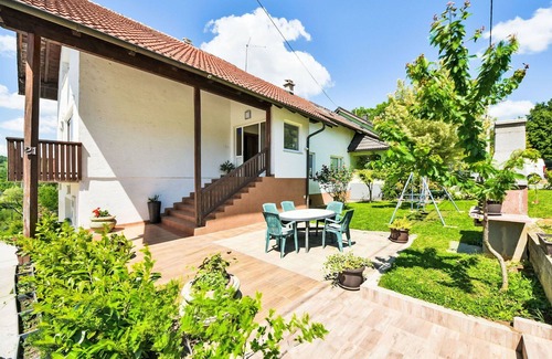 Slunj Apartamento | Acogedor apartamento para 6 personas con WIFI, A/C, TV y terraza