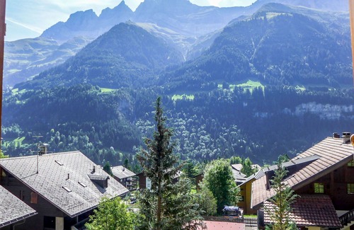 Champery Apartamento | Precioso apartamento para 7 personas con WIFI, TV, patio y vista panorámica