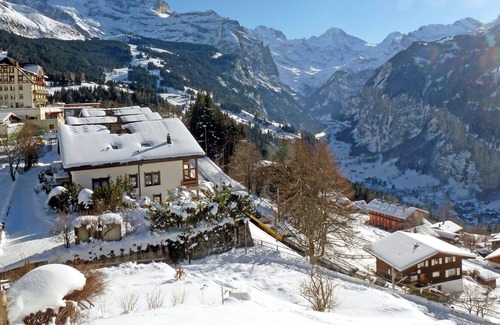 Wengen Apartamento | Precioso apartamento para 7 personas con WIFI, TV y balcón