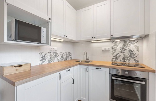 Hrensko Apartamento | Hermoso apartamento para 8 personas con WIFI, TV, patio y mascotas permitida