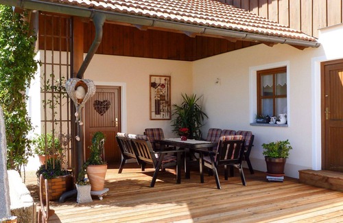 March Apartamento | Bonito apartamento para 8 personas con WIFI, TV y patio