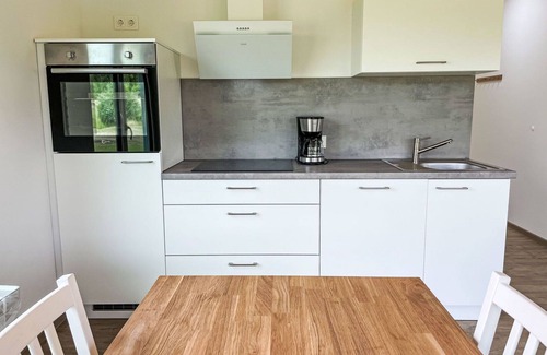 Hechthausen Apartamento | Bonito apartamento para 4 personas con piscina, WIFI, TV, terraza y mascotas permitida