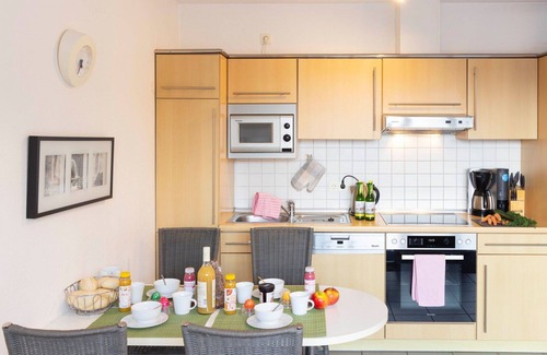 Lubmin Apartamento | Hermoso apartamento para 4 personas con WIFI, TV y balcón
